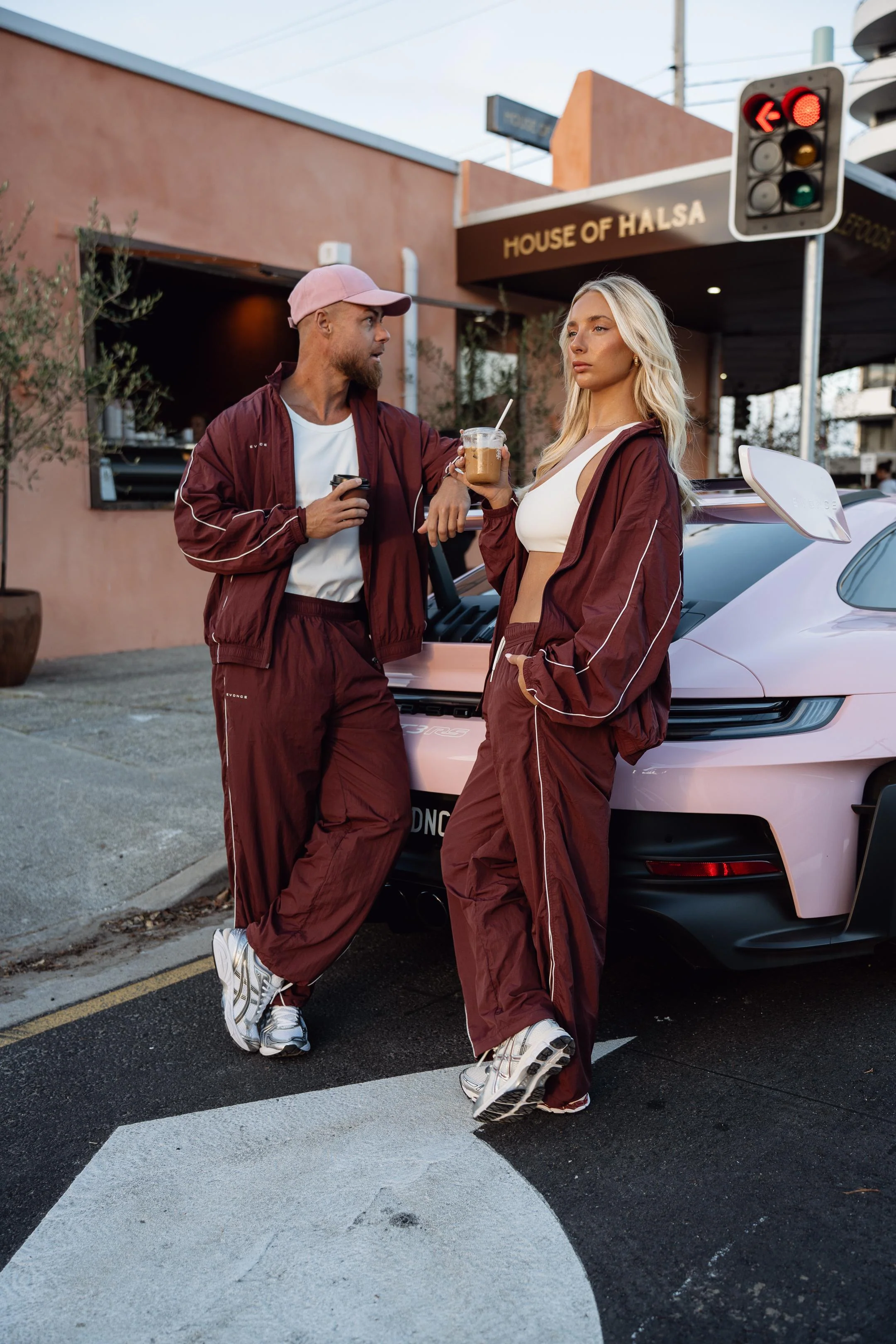 Stride Trackpants - Burgundy