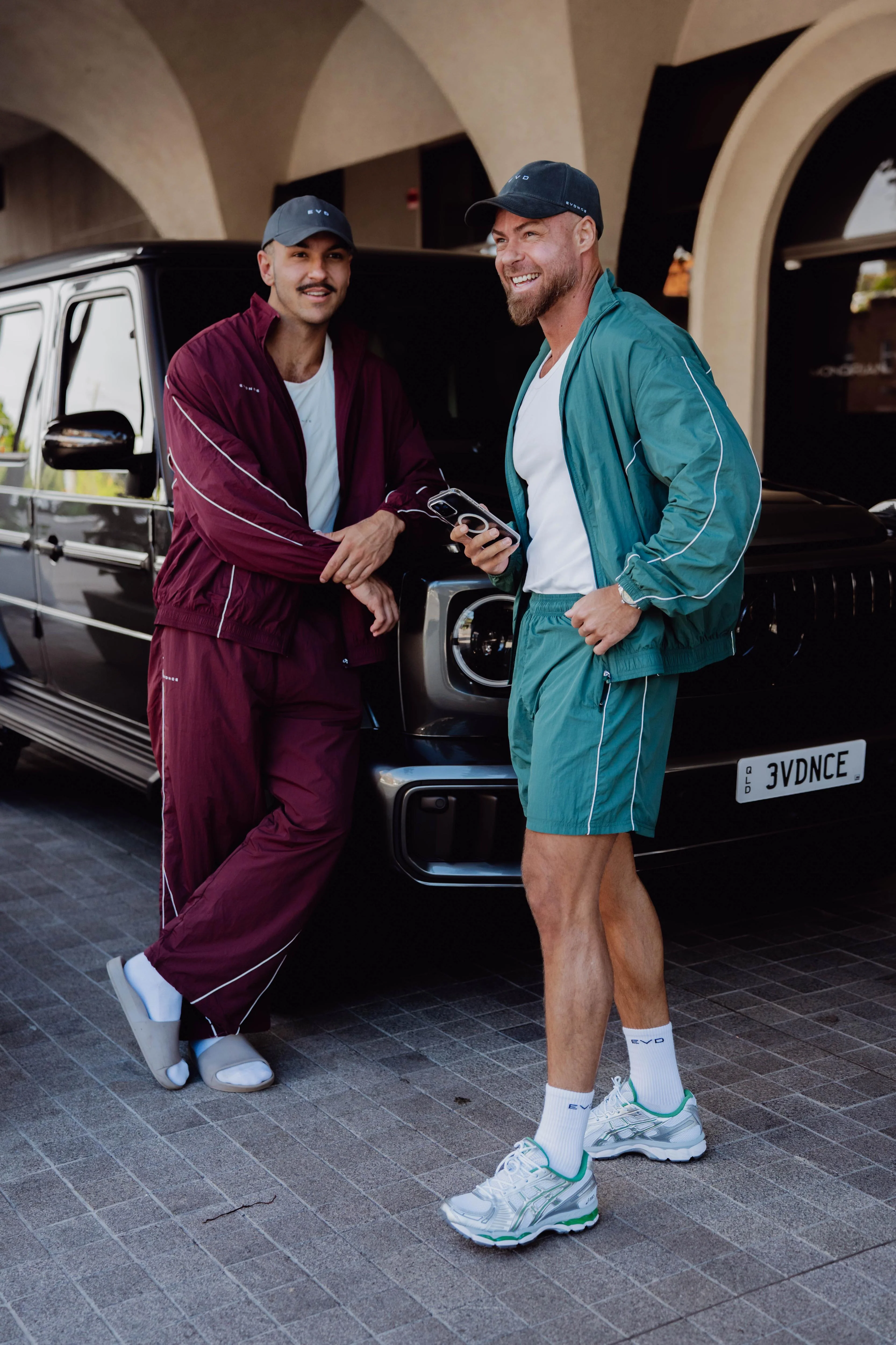 Stride Trackpants - Burgundy - Image 5