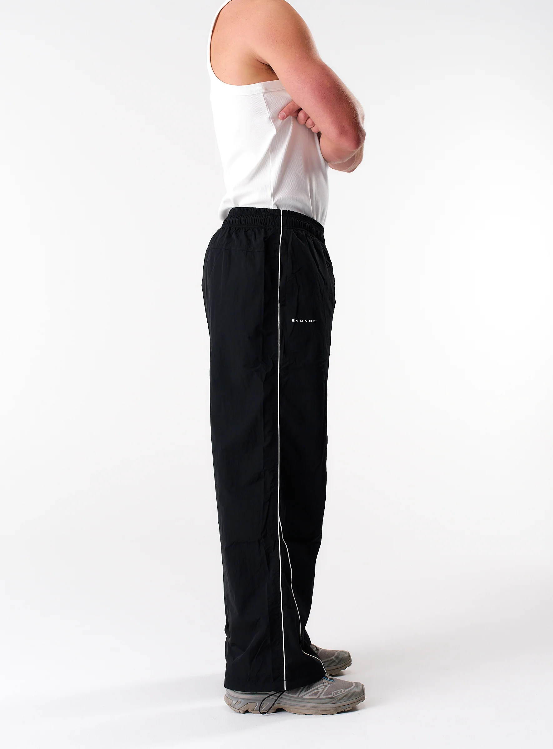 Stride Trackpants - Jet Black - Image 15