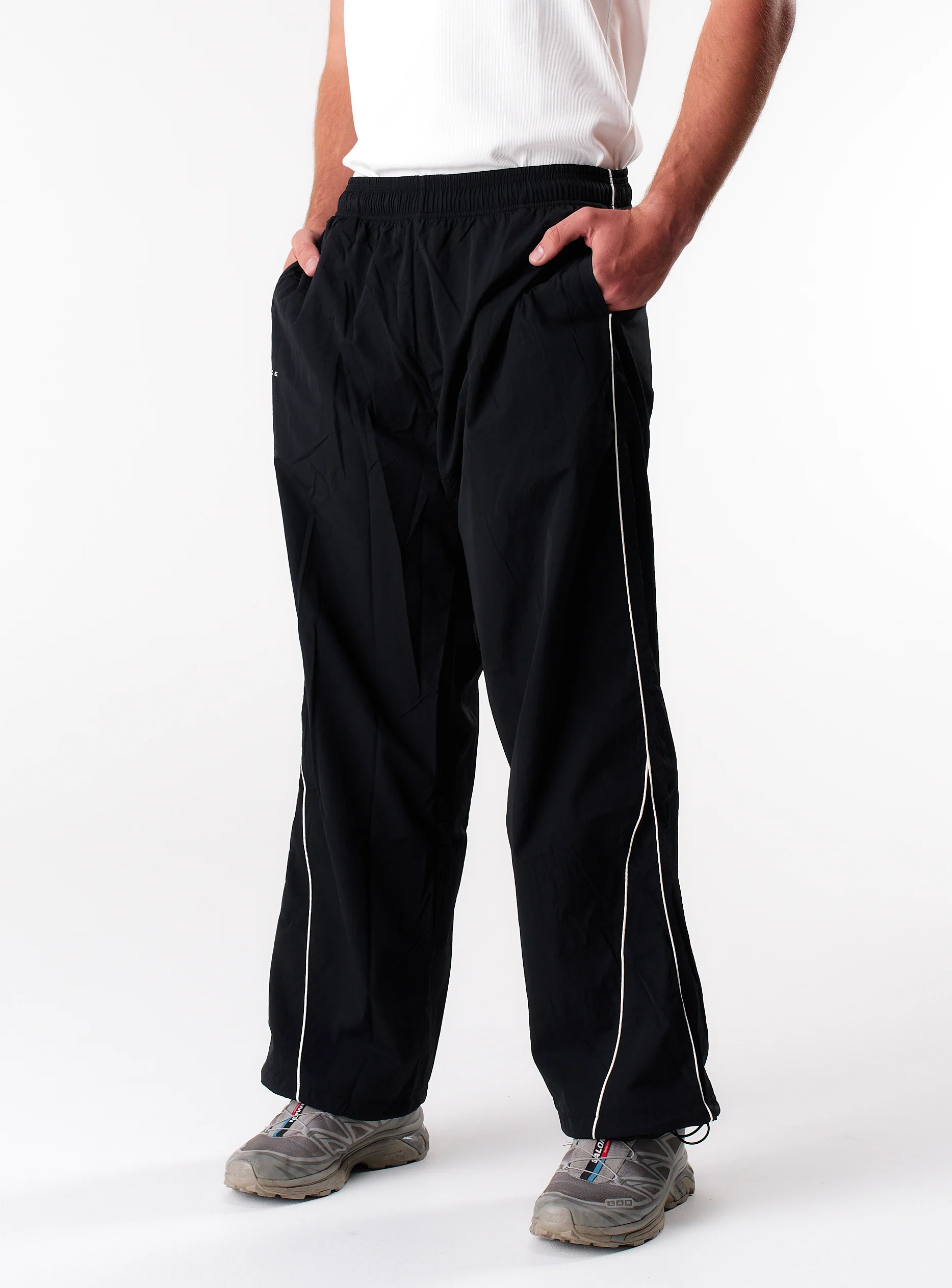 Stride Trackpants - Jet Black - Image 16