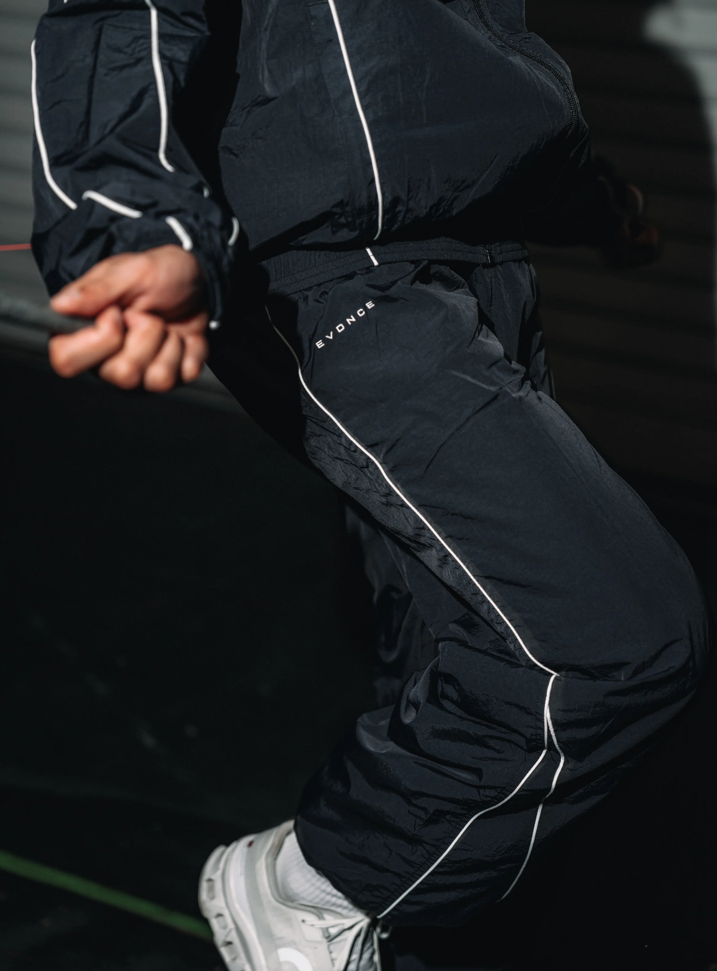 Stride Trackpants - Jet Black - Image 18