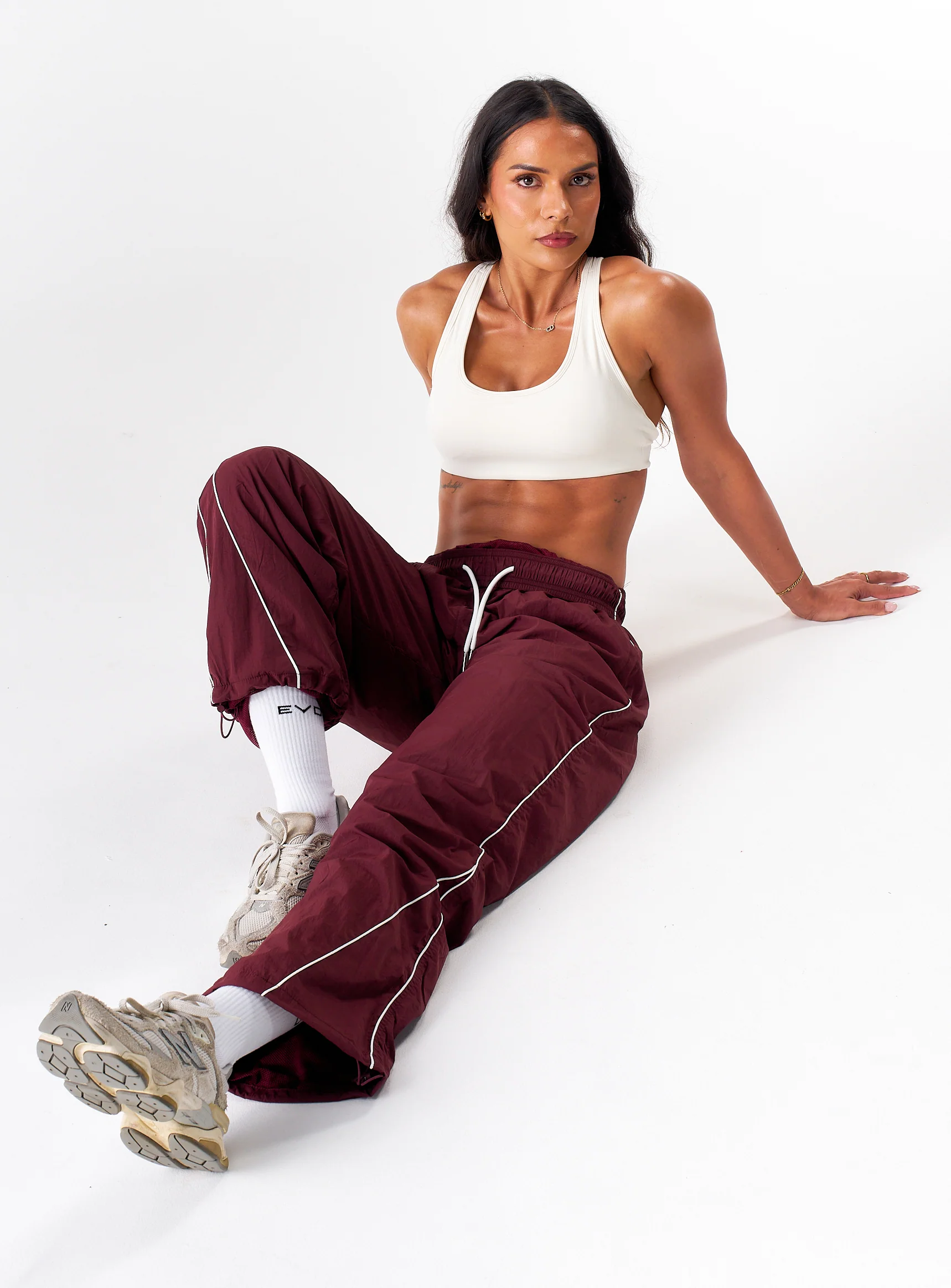 Stride Trackpants - Burgundy - Image 18